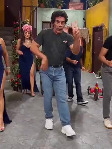 Brown Andrade — Family Affair: um fotograma do vídeo da tendência