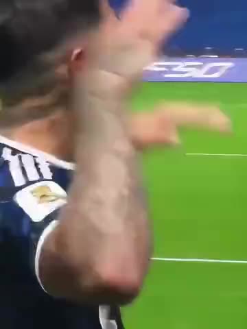 Enzo Fernández — o festejo do Topo Gigio: um fotograma do vídeo da tendência